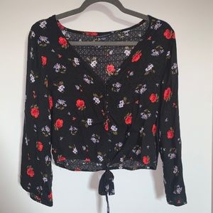 AE Cropped Floral Long Sleeve